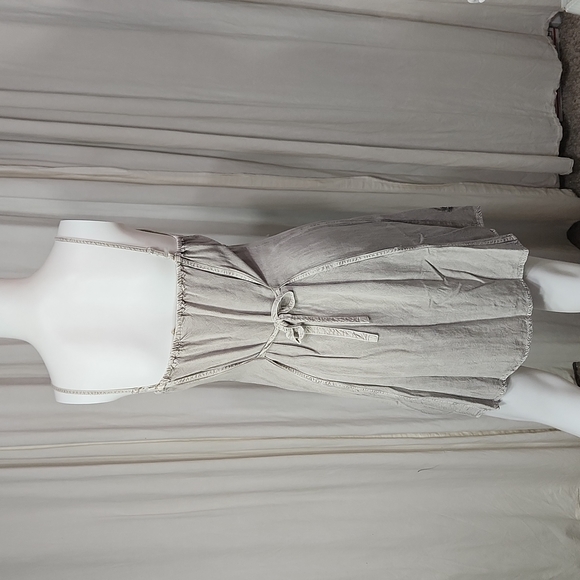 Devi Boho/ Indie Style Embroidered OSFM Basic Floral Button Down Mini Dress - Picture 4 of 10